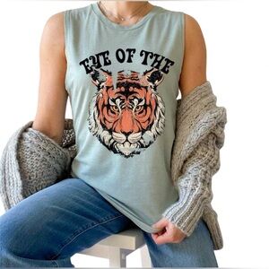 🆕S&B Born To Hustle Graphic Tank Lion-Print S🆕